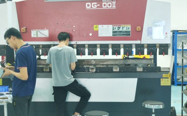 Bending machine